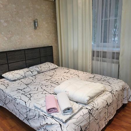 Apartments Ahmetova 6 32 Almaty Ngoại thất bức ảnh